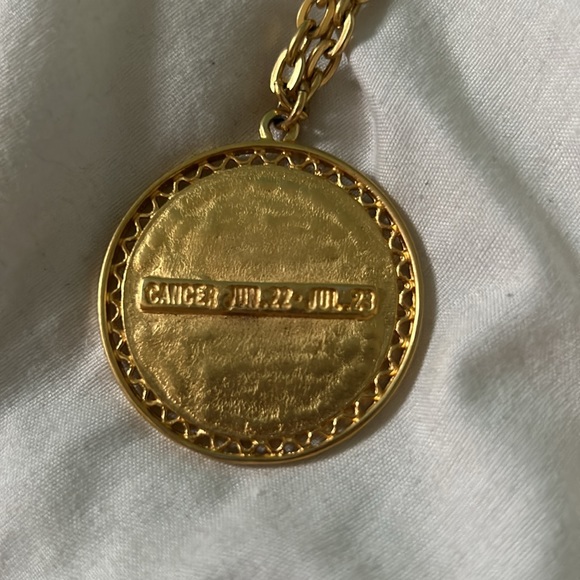 Gold Cancer Zodiac Necklace with Chain - Picture 4 of 4